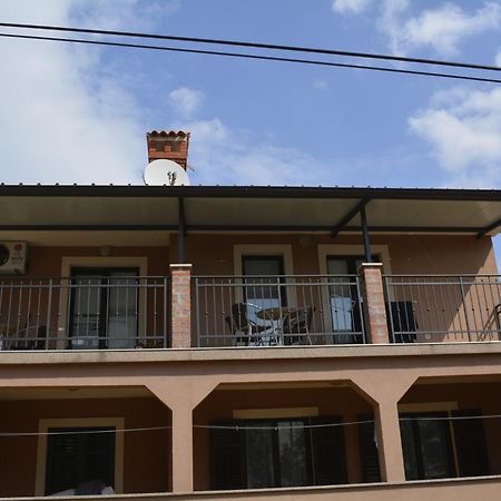 Apartments Denis & Lucija โรวีน ภายนอก รูปภาพ