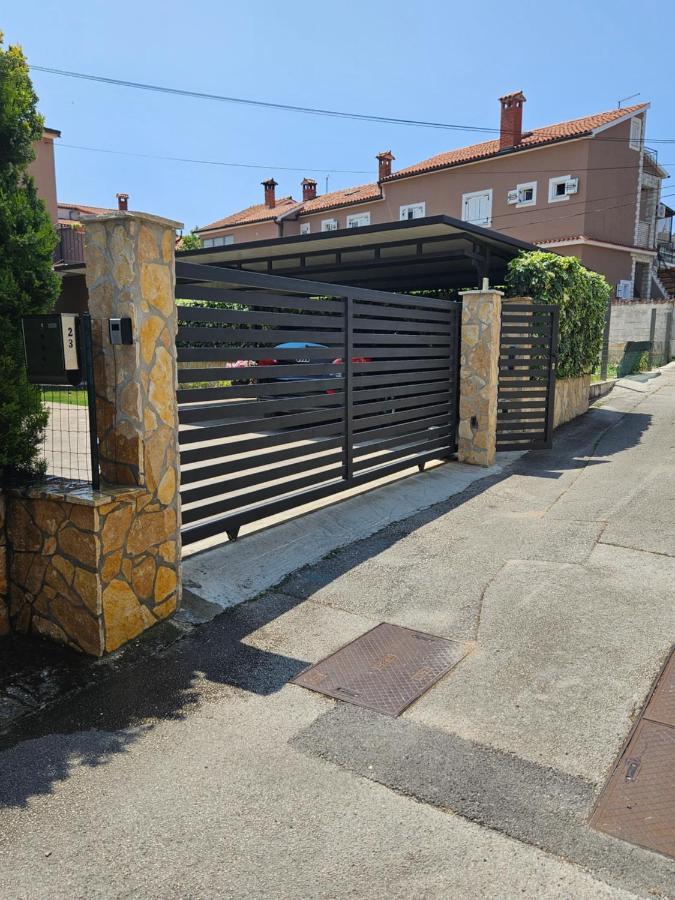 Apartments Denis & Lucija โรวีน ภายนอก รูปภาพ