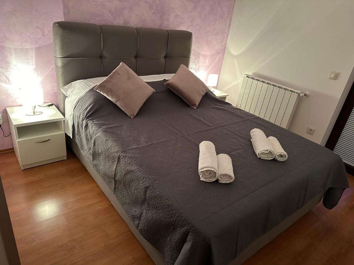 Apartments Denis & Lucija โรวีน ภายนอก รูปภาพ