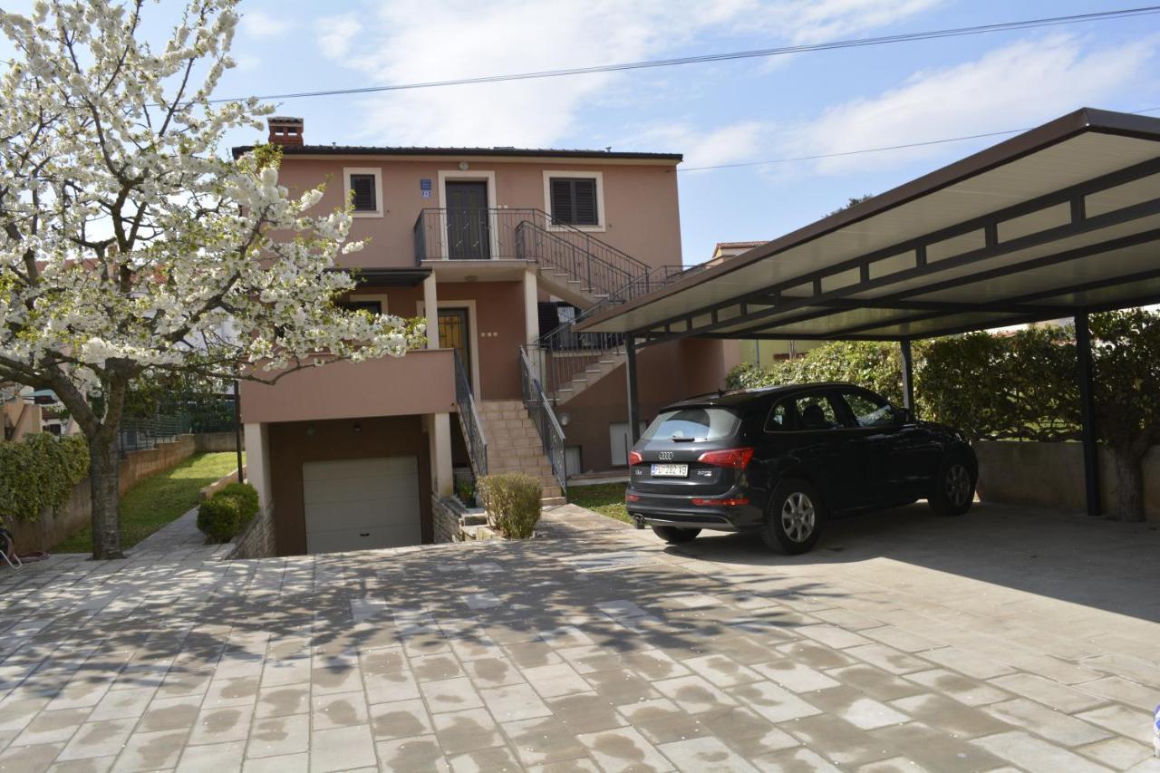 Apartments Denis & Lucija โรวีน ภายนอก รูปภาพ